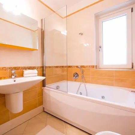 Prestige Du Lac 38 Apartment